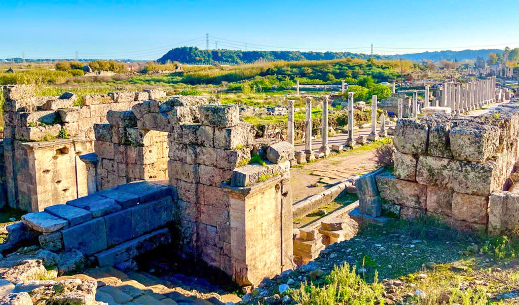 Образовательная экспедиция СОТ в Турцию: античные руины Турции