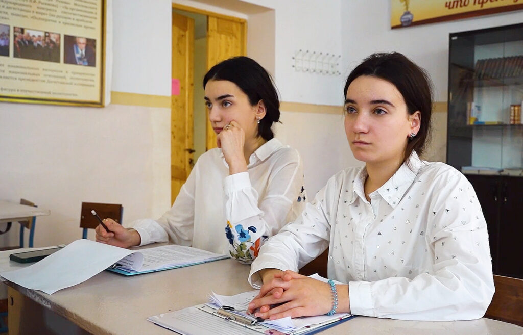 Образовательная экспедиция СОТ в Республику Дагестан: студентки профессионально-педагогического колледжа